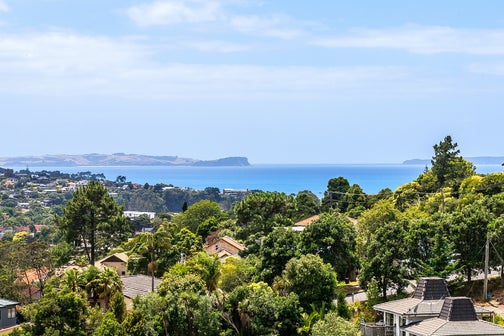 2/183 Browns Bay Road, Browns Bay, Auckland