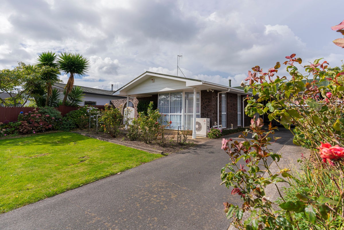 23 Chippendale Crescent, Highbury, Palmerston North - Carousel 31
