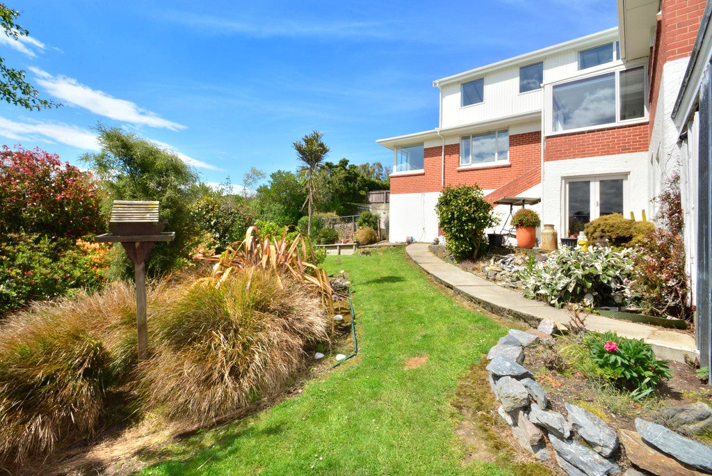 9 Raynbird Street, Company Bay, Dunedin - Carousel 2
