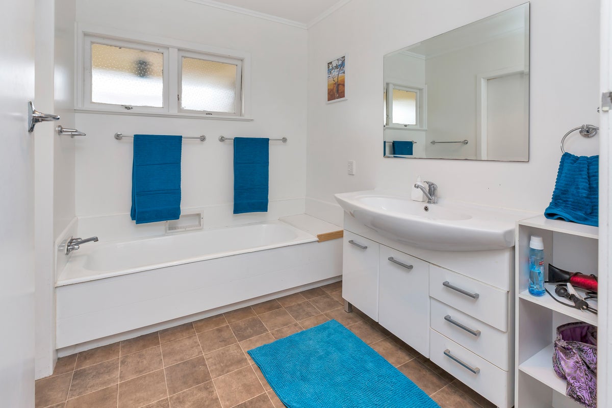 8 Mclean Street, Kensington, Whangarei - Carousel 10