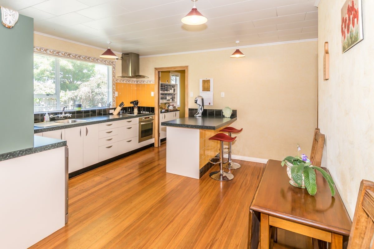 8 Henry Wigram Drive, Wigram, Christchurch - Carousel 2