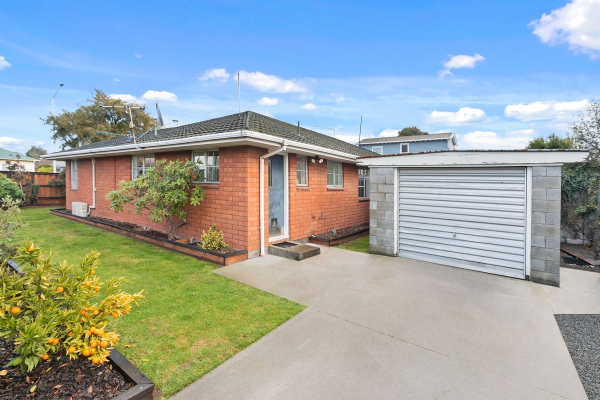 2/332 Lyttelton Street, Spreydon, Christchurch - Carousel 12