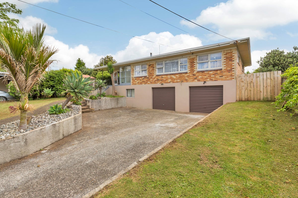 8 Mclean Street, Kensington, Whangarei - Carousel 2