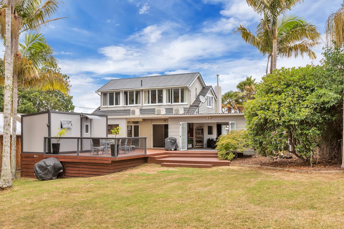 15 Lovatt Crescent, Kensington, Whangarei - Carousel 1