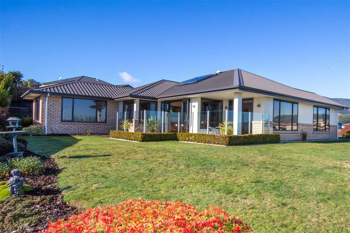 6 Pinnacle Place, Wakatu, Nelson - Carousel 1
