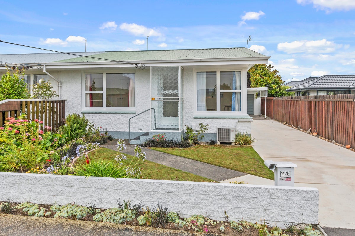 2/117 Marlow Road, Aranui, Christchurch - Carousel 1