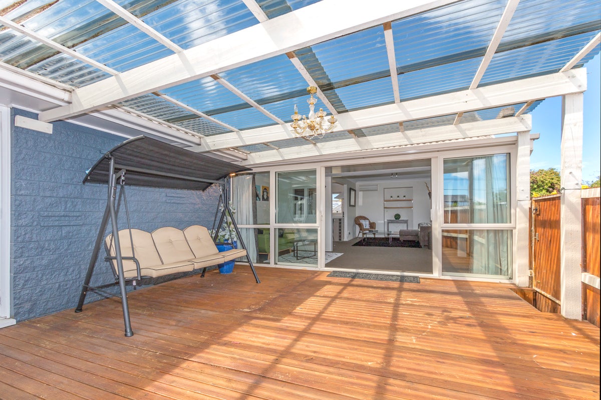 87 Vancouver Crescent, Wainoni, Christchurch - Carousel 10