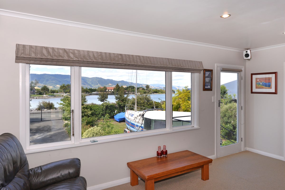 34 Point Road, Monaco, Nelson - Carousel 1