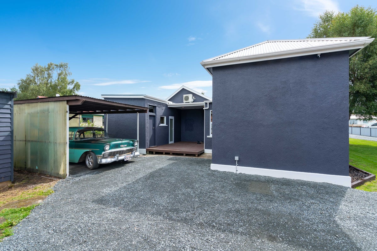 13 Jura Street, Milton, Milton - Carousel 19