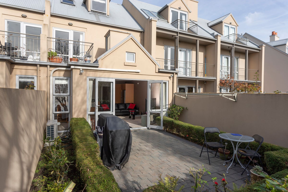32A Beechwood Drive, Northwood, Christchurch - Carousel 2