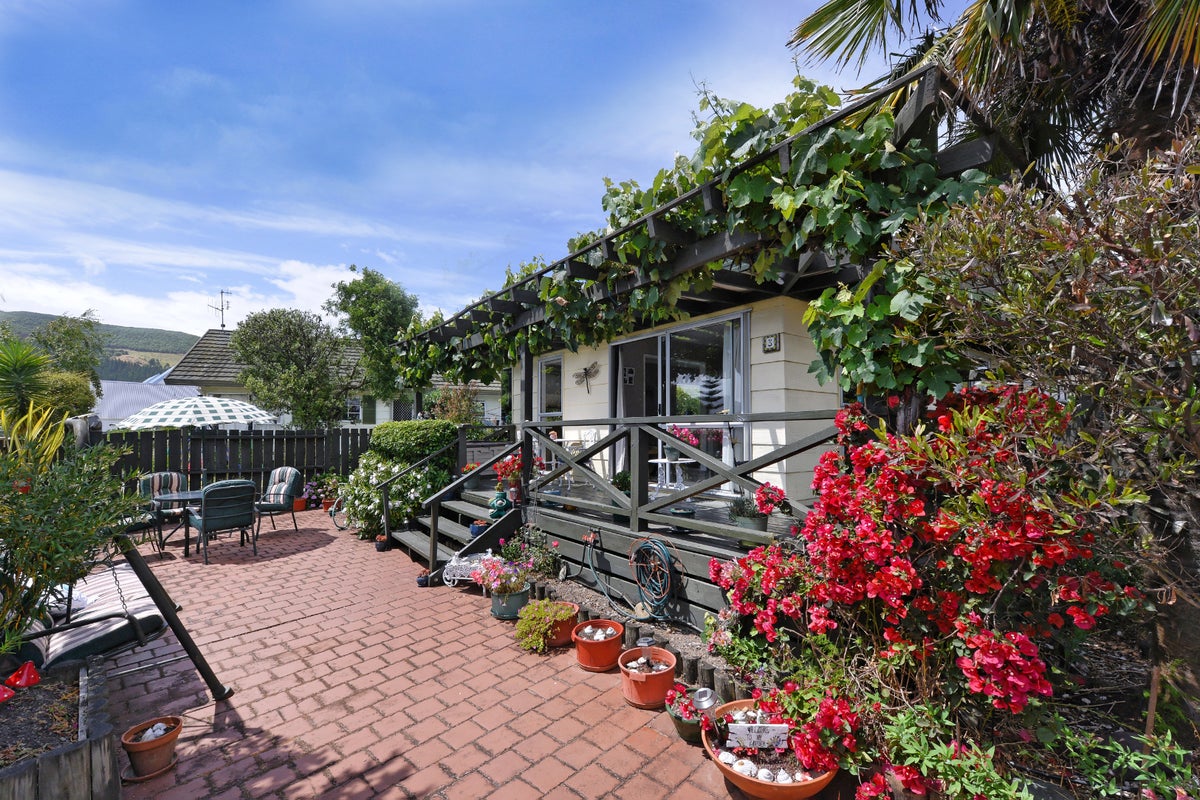 3 Dundas Street, The Wood, Nelson - Carousel 2