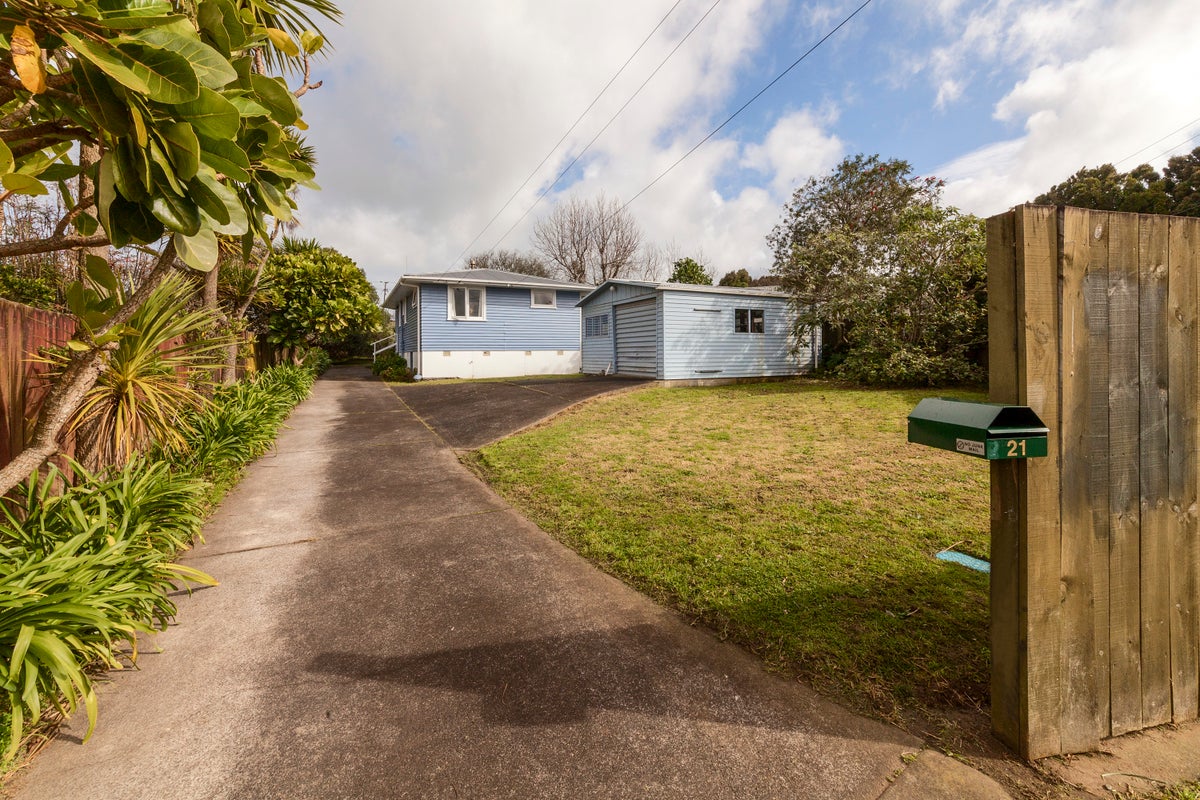 21 Toatoa Place, Mangere Bridge, Auckland - Carousel 10