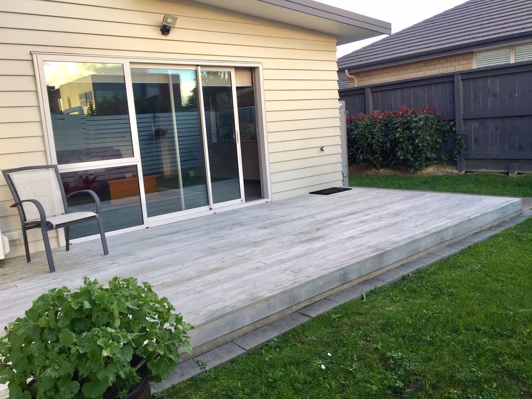 20 Defender Crescent, Beachlands, Auckland - Carousel 1