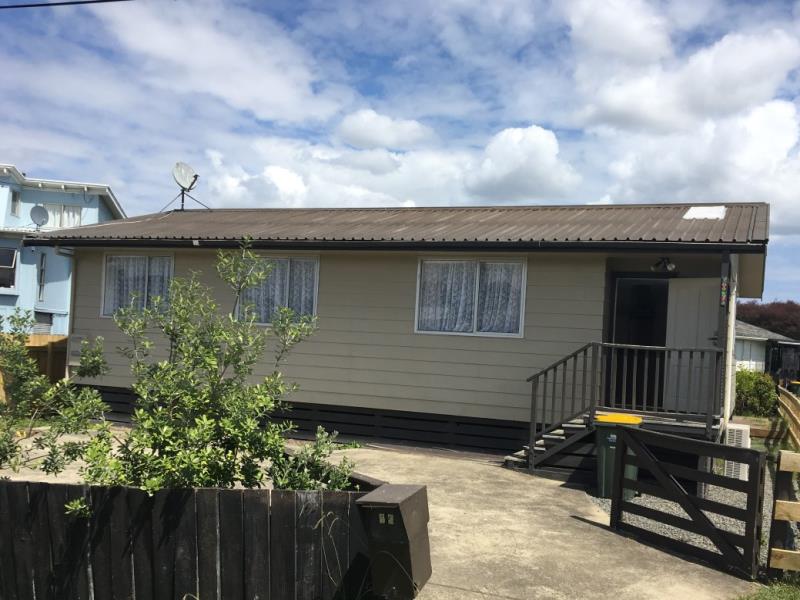 26 Te Moau Avenue, Parakai, Helensville - Carousel 1