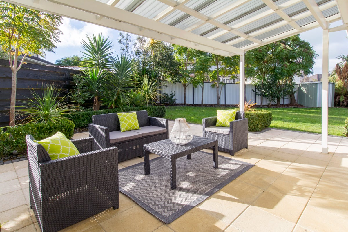 6 Hartles Place, Mellons Bay, Auckland - Carousel 2