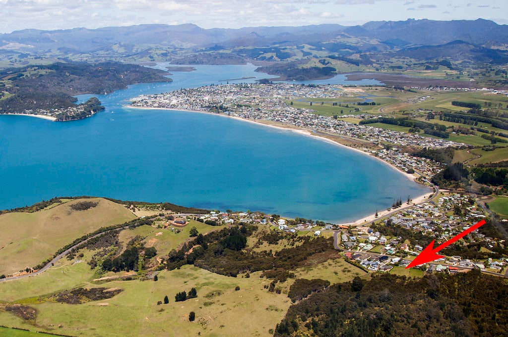 140 Centennial Drive, Whitianga - Carousel 2