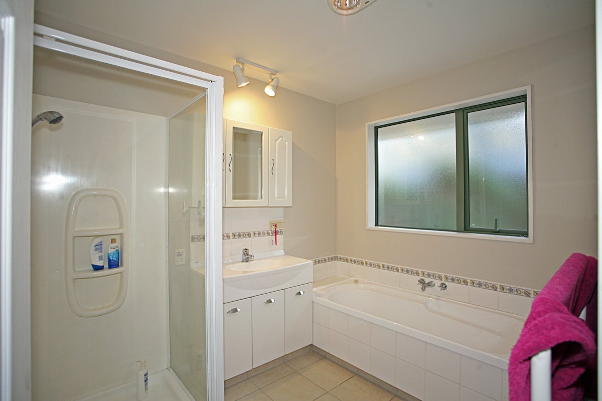 5A Jasmine Place, Wigram, Christchurch - Carousel 10