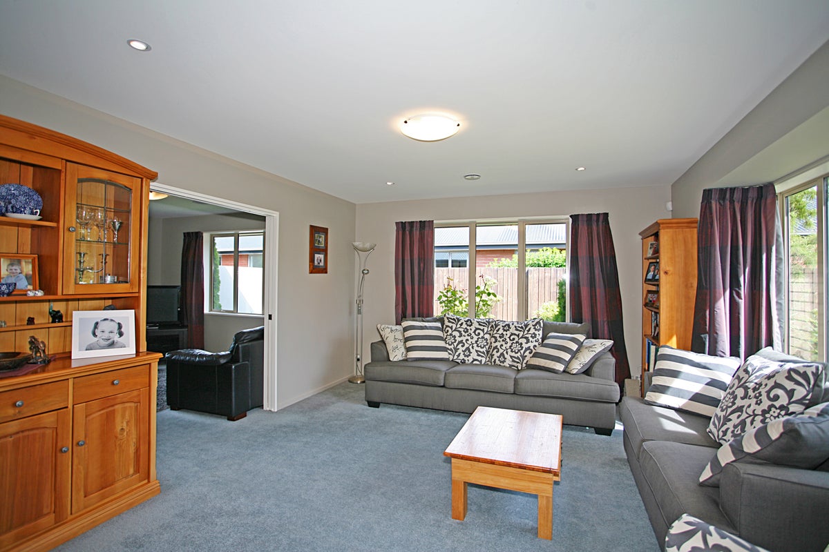 11 Cairnbrae Drive, Prebbleton, Prebbleton - Carousel 10