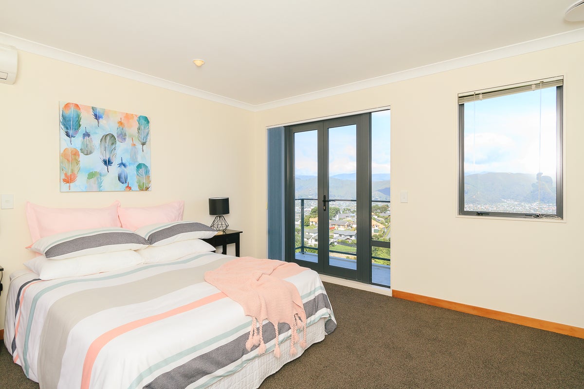 17 Arahiwi Grove, Tirohanga, Lower Hutt - Carousel 10