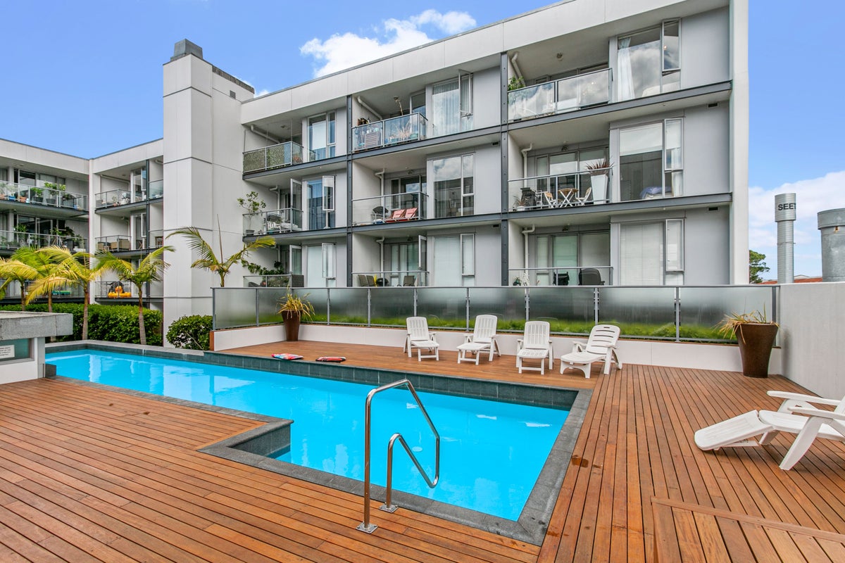 6P/435 New North Road, Kingsland, Auckland - Carousel 1