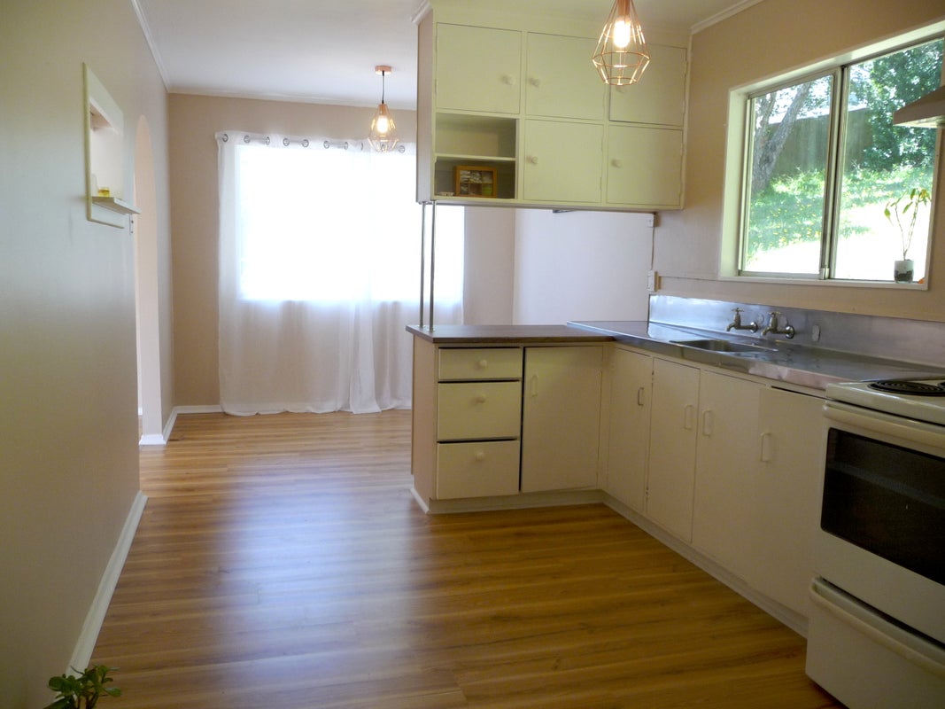 220 Sievers Grove, Cannons Creek, Porirua - Carousel 10