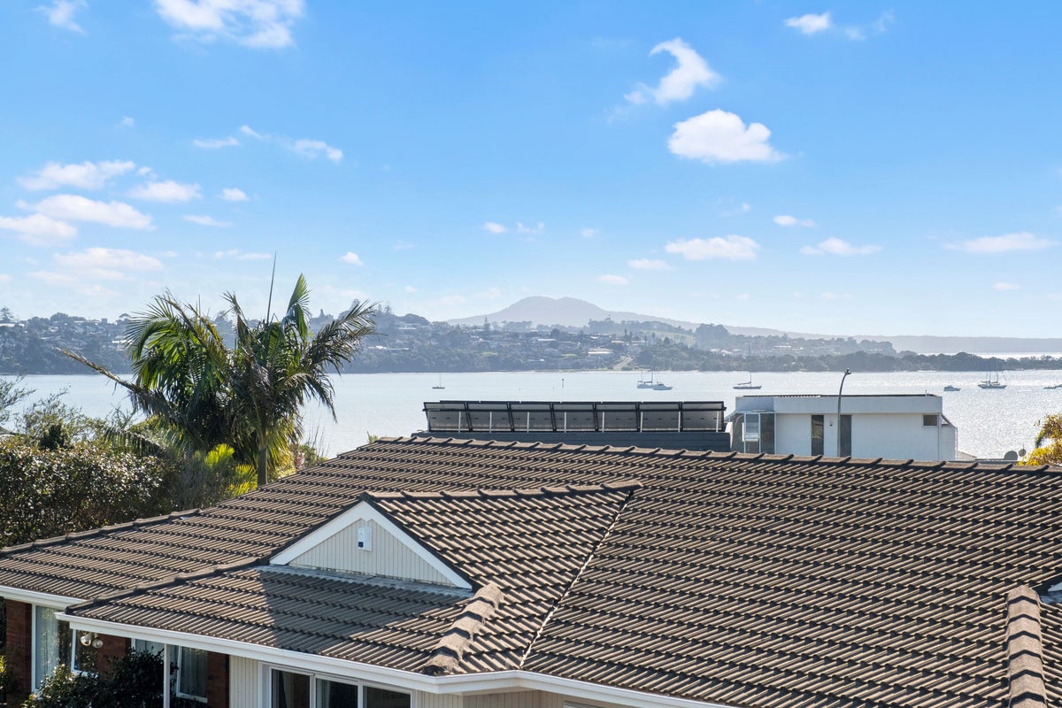 8 Melissa Place, Farm Cove, Auckland - Carousel 2