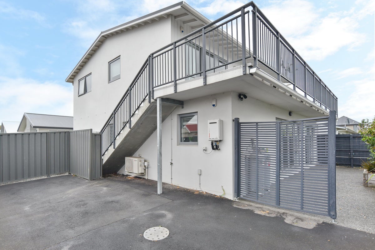 1/77 Geraldine Street, Edgeware, Christchurch - Carousel 12