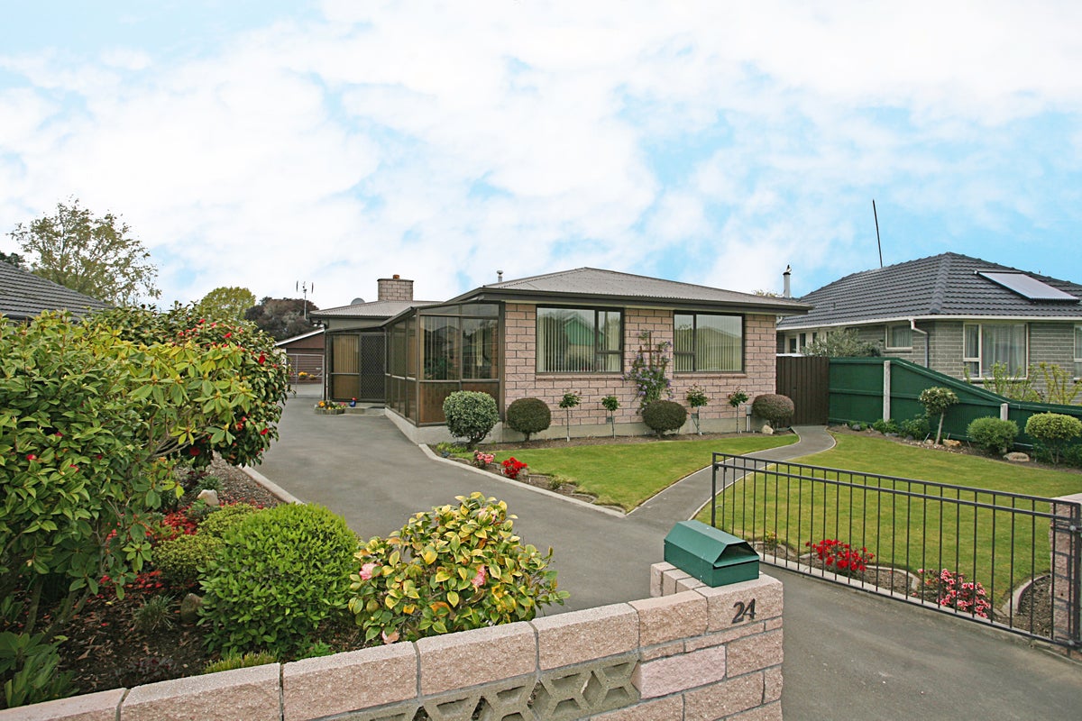 24 Stanton Crescent, Hoon Hay, Christchurch - Carousel 2