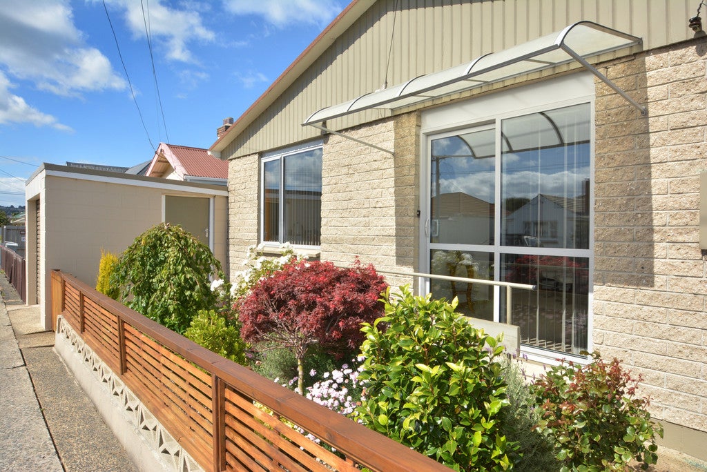 21 Mills Street, Saint Kilda, Dunedin - Carousel 1