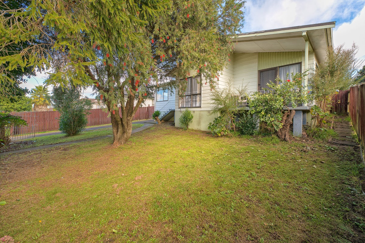 16 Hoturoa Place, Manurewa, Auckland - Carousel 2