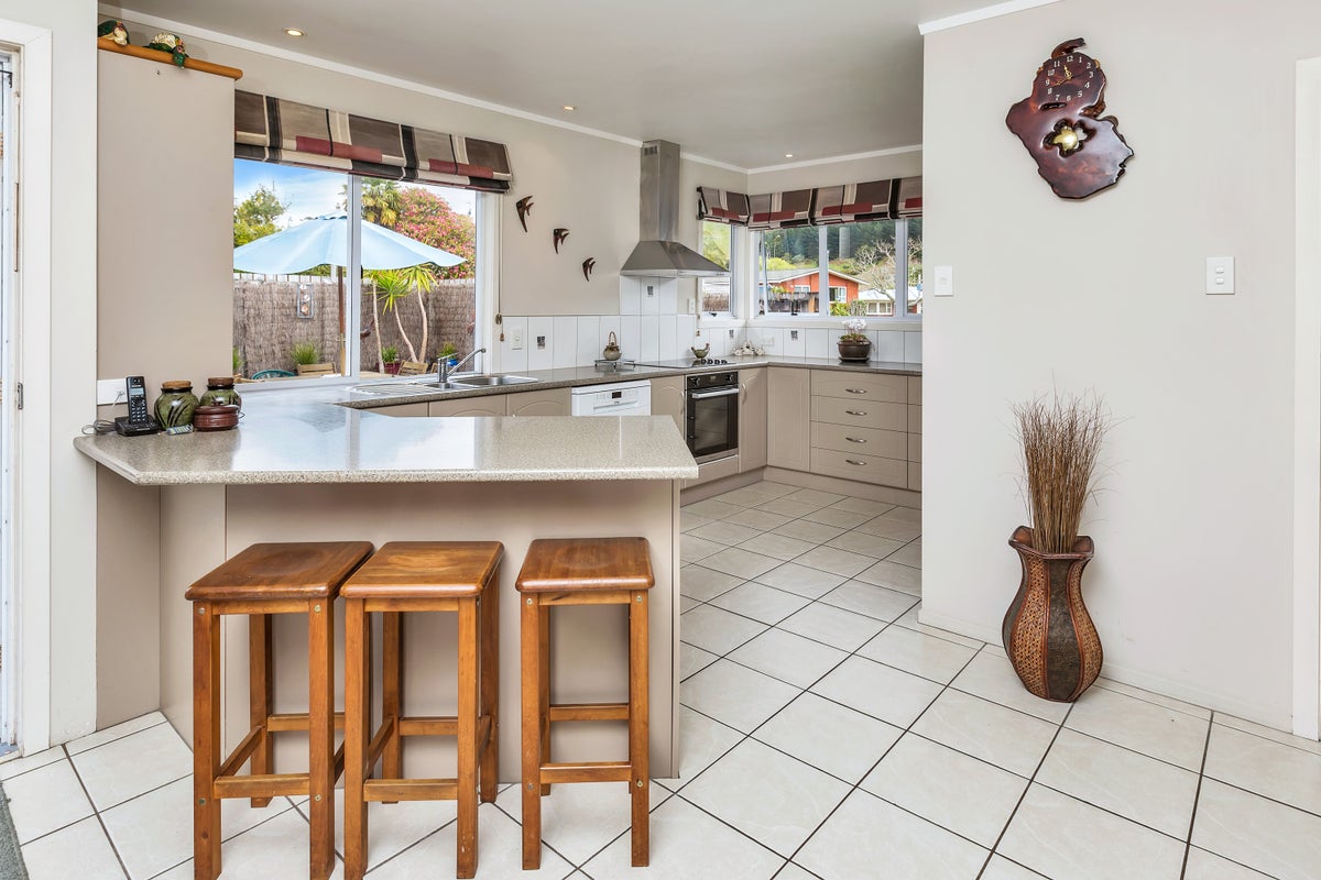 44 Crawford Crescent, Kamo, Whangarei - Carousel 2