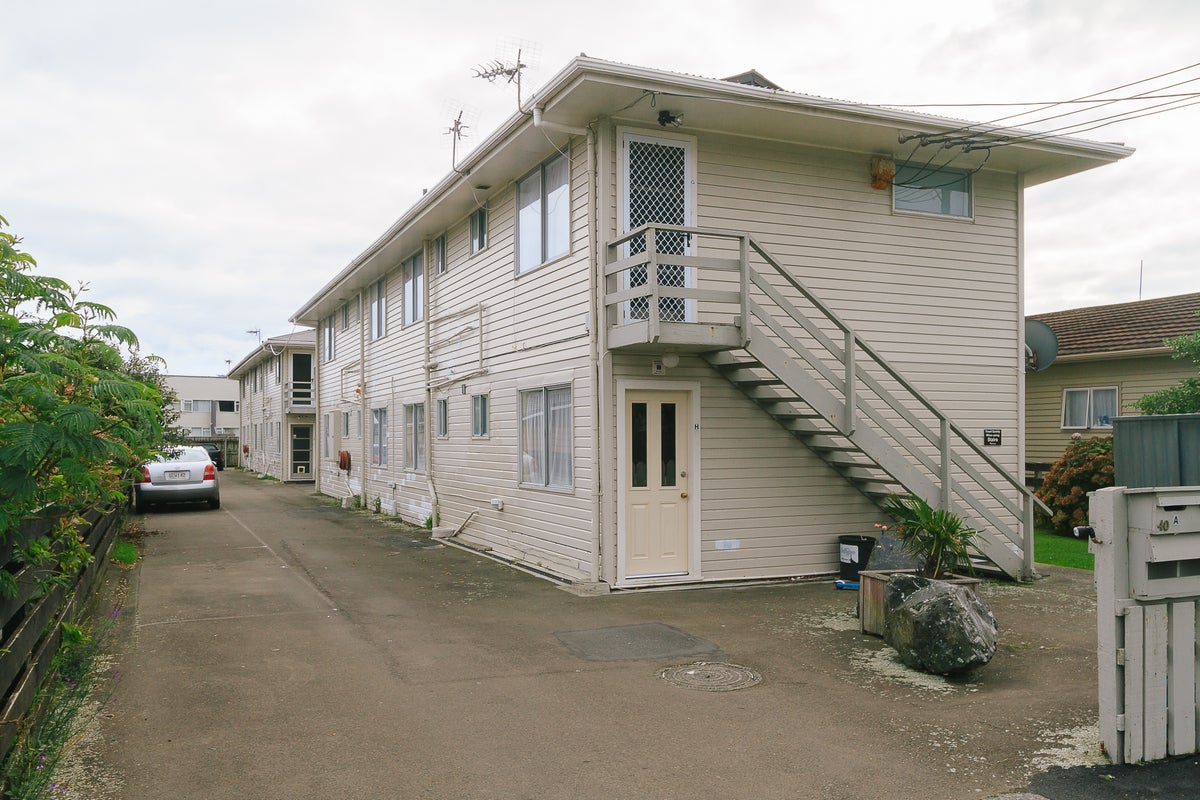40C Leighton Avenue, Waiwhetu, Lower Hutt - Carousel 1