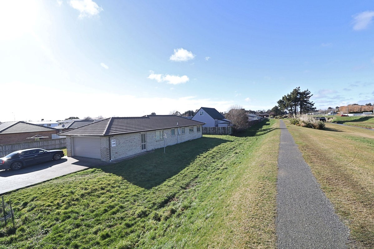 119 Vernon Street, Kingswell, Invercargill - Carousel 2