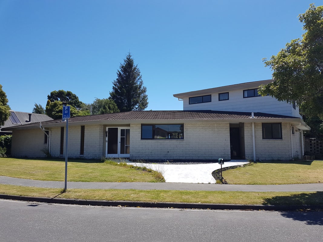 9 Geraldo Place, Russley, Christchurch - Carousel 1