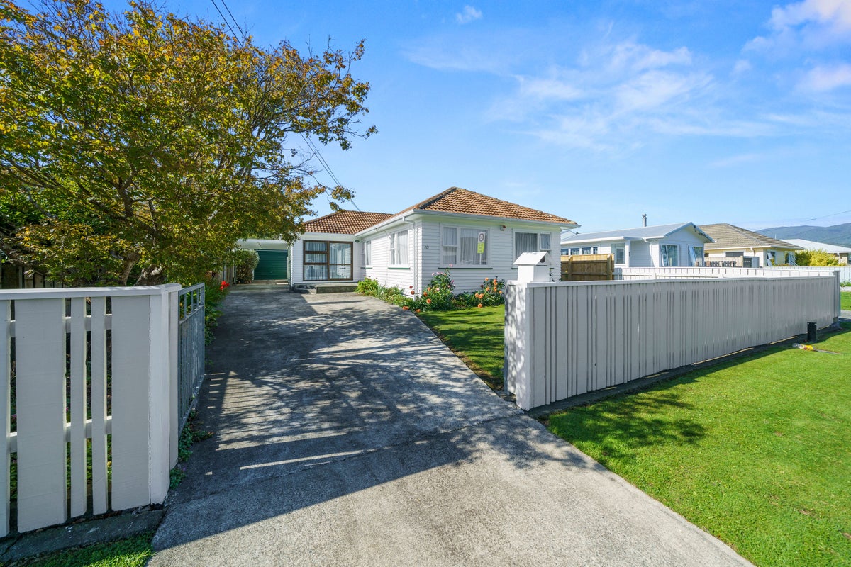 62 Konini Street, Wainuiomata, Lower Hutt - Carousel 2