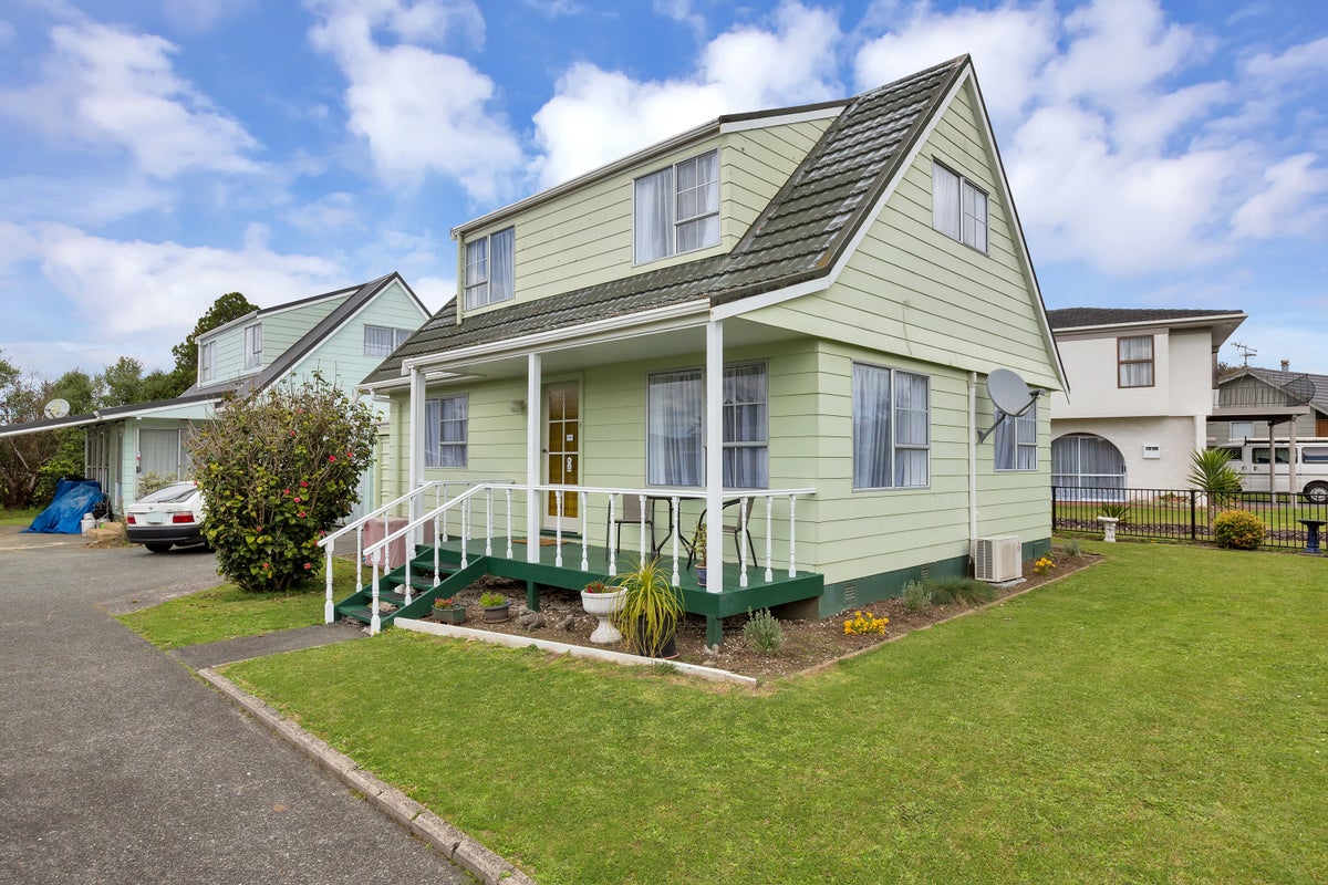 7 Coleridge Place, Tikipunga, Whangarei - Carousel 1