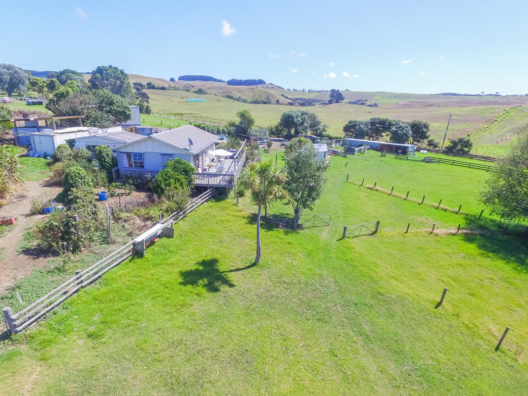 93 Monk Road, Helensville - Carousel 28