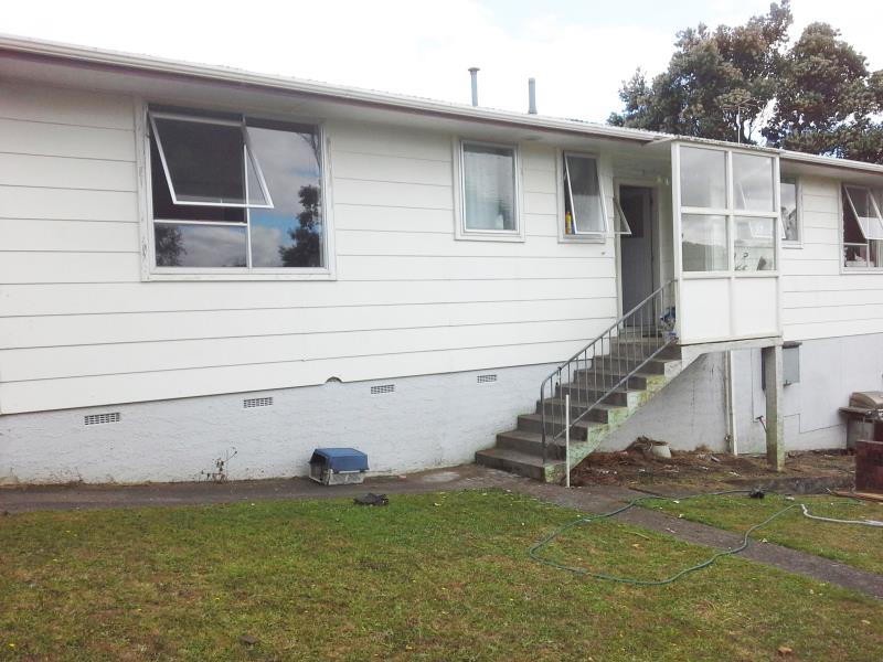 77 Cumberland Street, Welbourn, New Plymouth - Carousel 1
