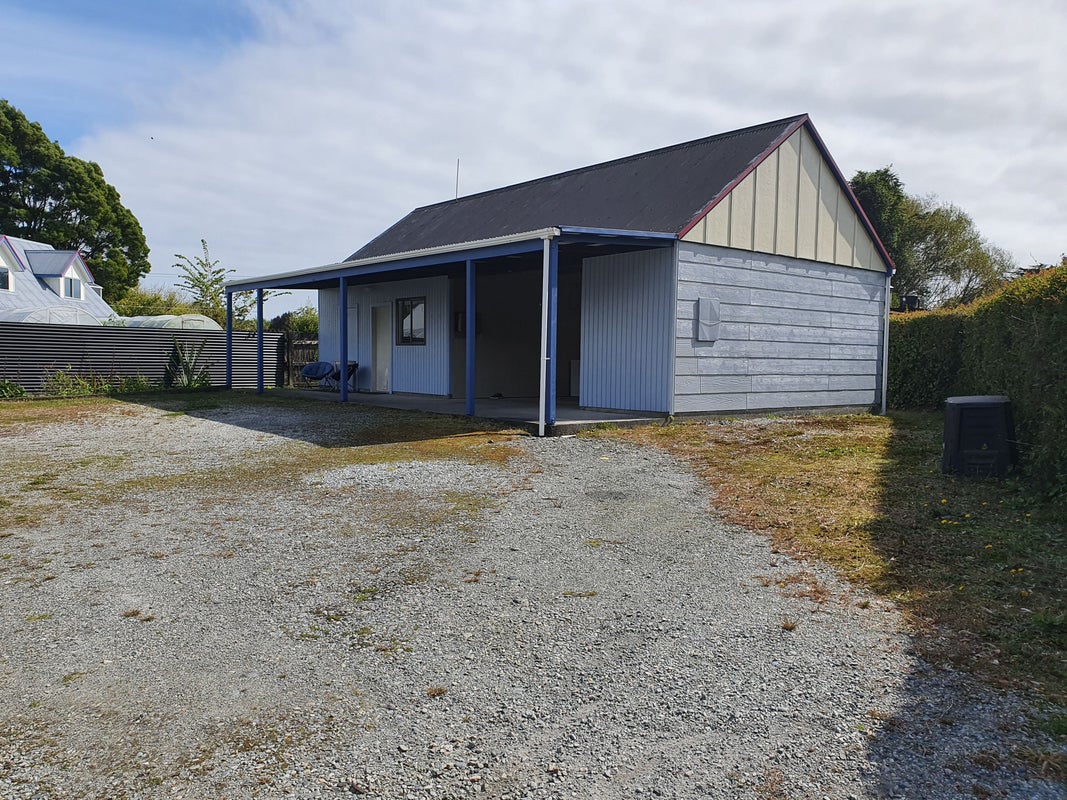 25 DENTS RD - Carousel 1