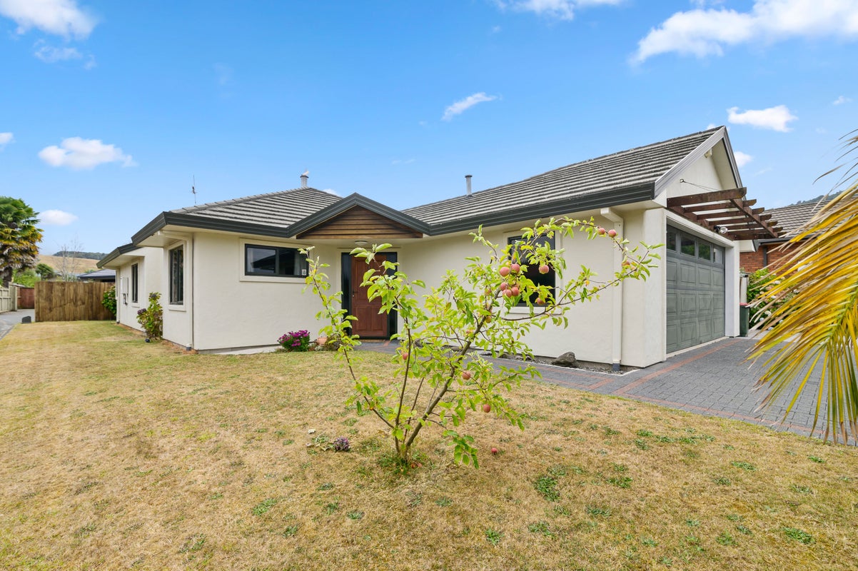 30 McCahon Drive, Pukehangi, Rotorua - Carousel 1
