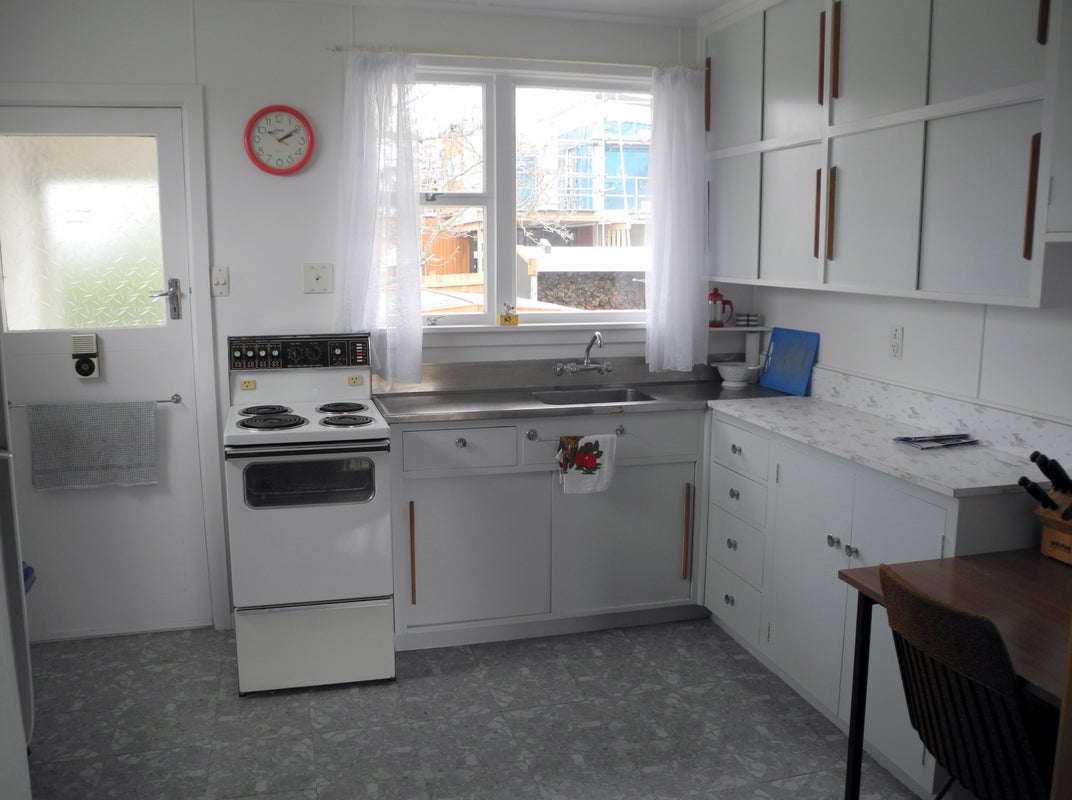 4/8 Nile Street, Highfield, Timaru - Carousel 2