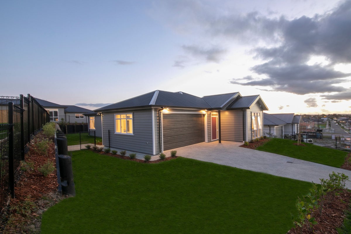 41 Twin Parks Rise, Papakura, Auckland - Carousel 12