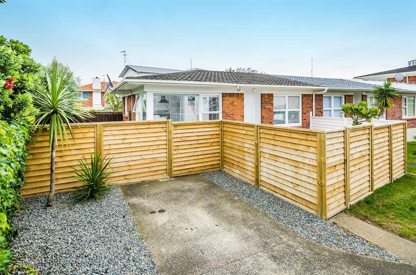 1/5 Esmonde Road, Takapuna, Auckland - Carousel 2