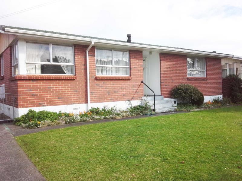 16 Rangitake Drive, Spotswood, New Plymouth - Carousel 1