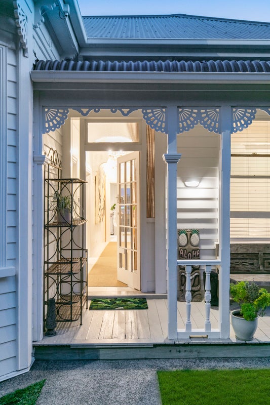40 West End Road, Herne Bay, Auckland - Carousel 2