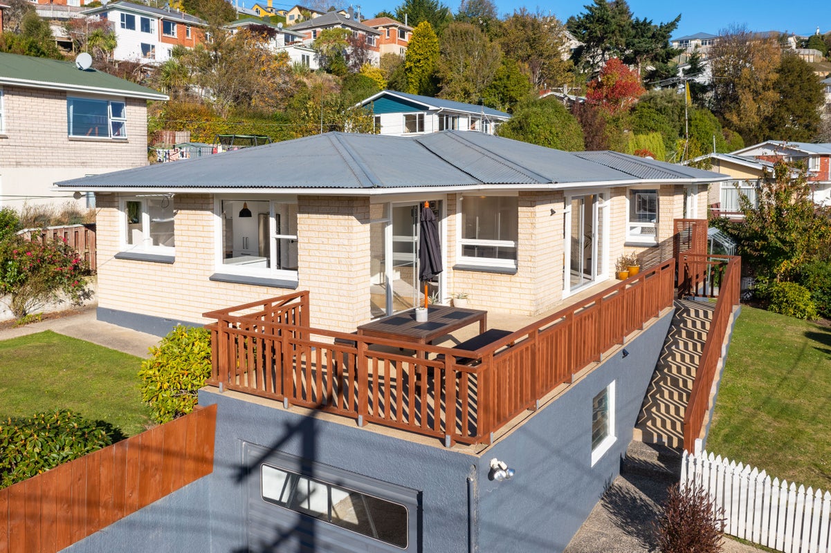 41 Barr Street, Kenmure, Dunedin - Carousel 1