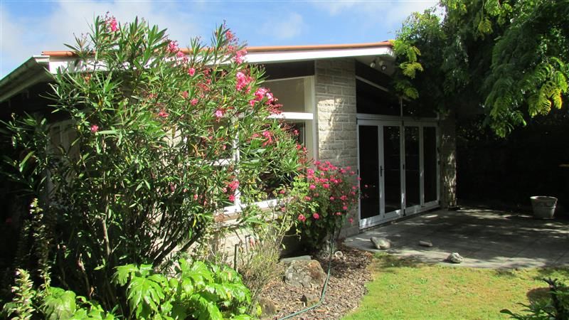 6 Orrick Crescent, Avondale, Christchurch - Carousel 1