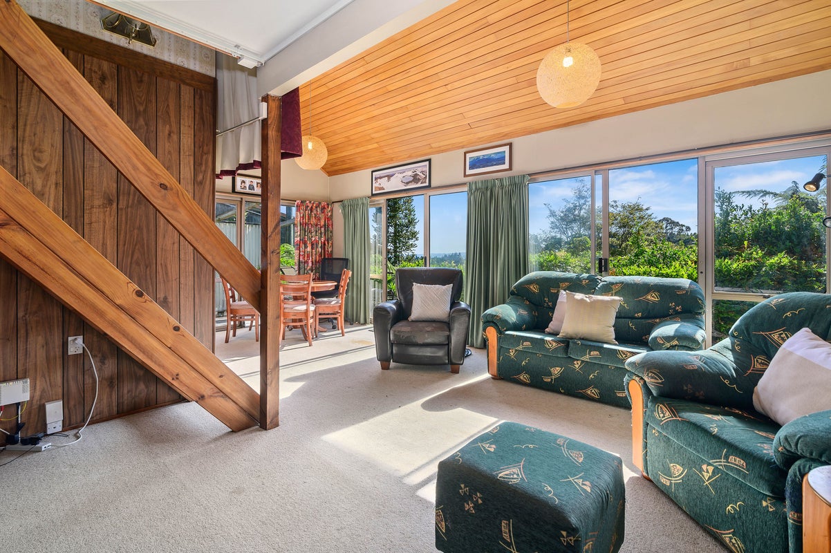 18A Taiporutu Place, Springfield, Rotorua - Carousel 2