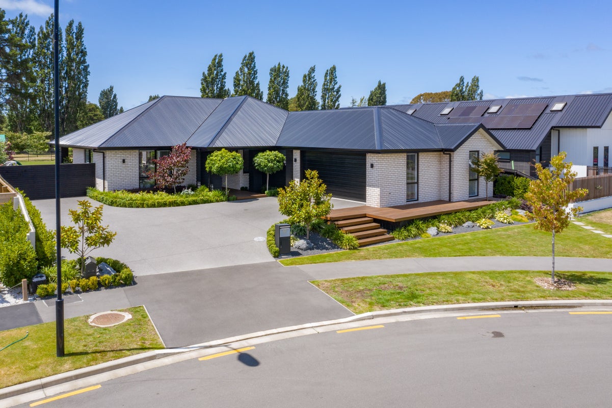 10 Ruapani Street, Marshland, Christchurch - Carousel 1