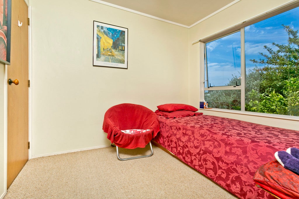 2/121 Mokoia Road, Birkenhead, Auckland - Carousel 10